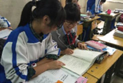 日本高中生在北师大二附上课
